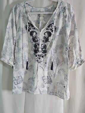 Malvin White Tunic with Navy Paisley Embroidery